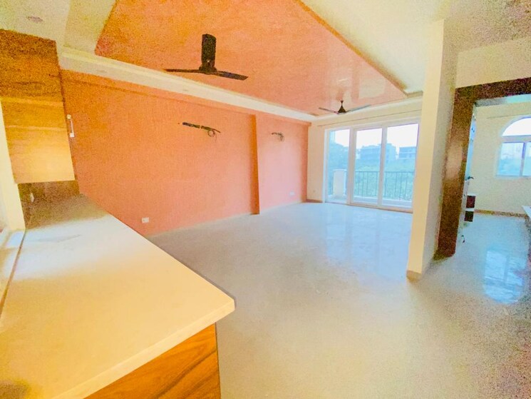 Room, emaar-emerald-floors 3 Bedroom 1380 Sq.Ft. Builder Floor In Sector 65 Gurgaon 8816554