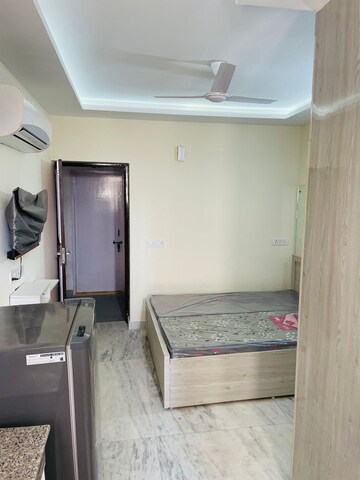 Furnished Amenities in 3 BHK Builder Floor at Emaar Emerald Floors, Sector 65 – for Rent