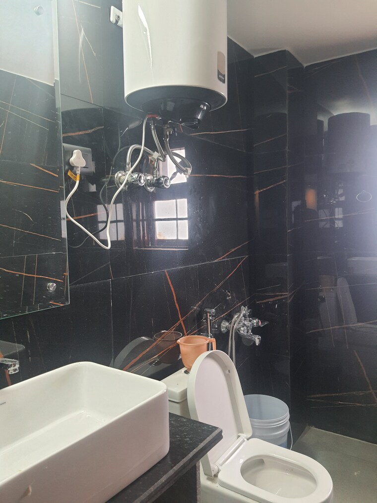 Bathroom, bharari 3 Bedroom 1000 Sq.Ft. Apartment In Bharari Shimla 8816562