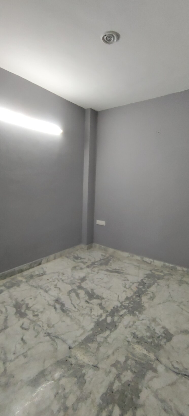 Room, uttam nagar 2 Bedroom 550 Sq.Ft. Builder Floor In Uttam Nagar Delhi 8816563