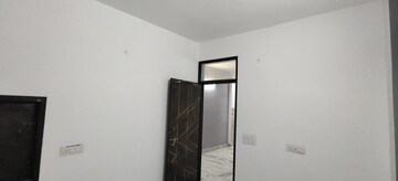 Furnished Amenities in 2 BHK Builder Floor at Uttam Nagar – for Rent