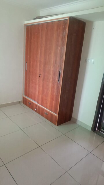 Room in 3 BHK Builder Floor at Sector 22 – for Rent