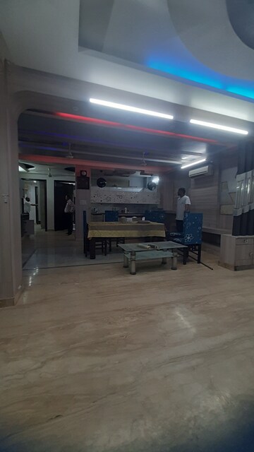 Building Lobby in 3 BHK Builder Floor at Hari Nagar – for Rent