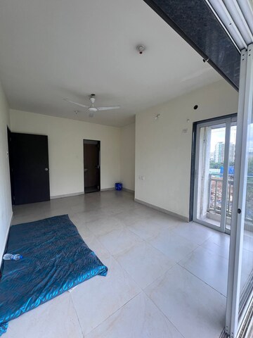 Room in 3 BHK Apartment at Conwood Enclave, Vasant Vihar – for Rent