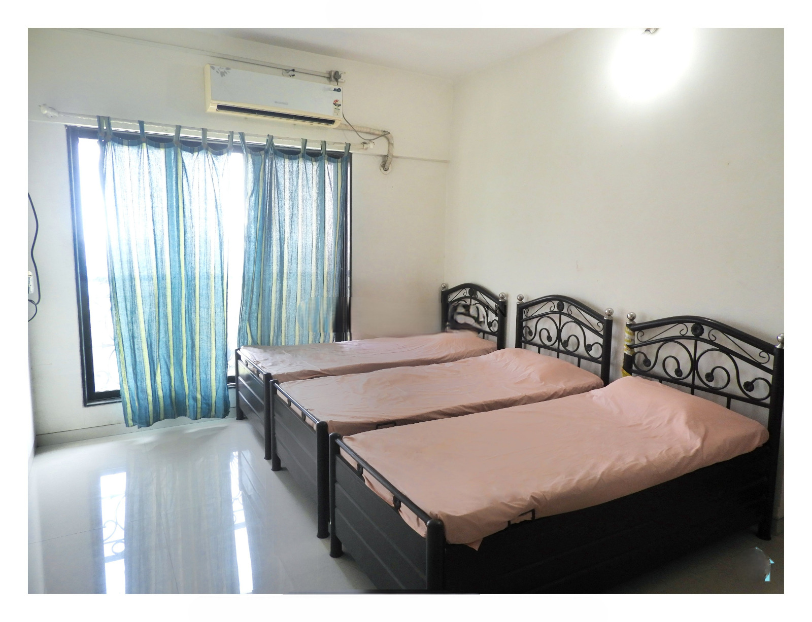 Pg For Rent in Sm Business