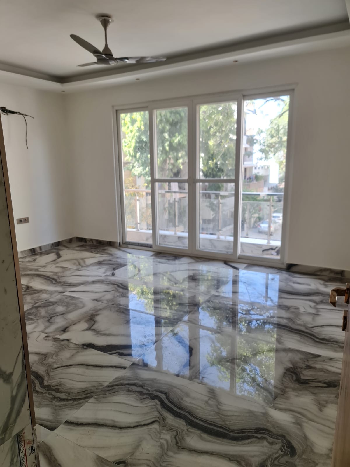 3 BHK + Pooja Room,Servant Room,Study Room,Extra Room Apartment For Sale in E Block Saket 