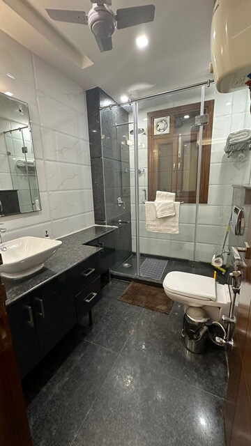 Team Area in 3 BHK Apartment at Boutique Residential Apartments C-253, Defence Colony – for Rent