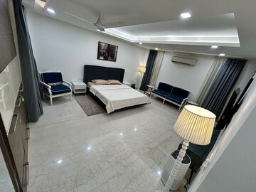 Team Area in 3 BHK Apartment at Boutique Residential Apartments C-253, Defence Colony – for Rent