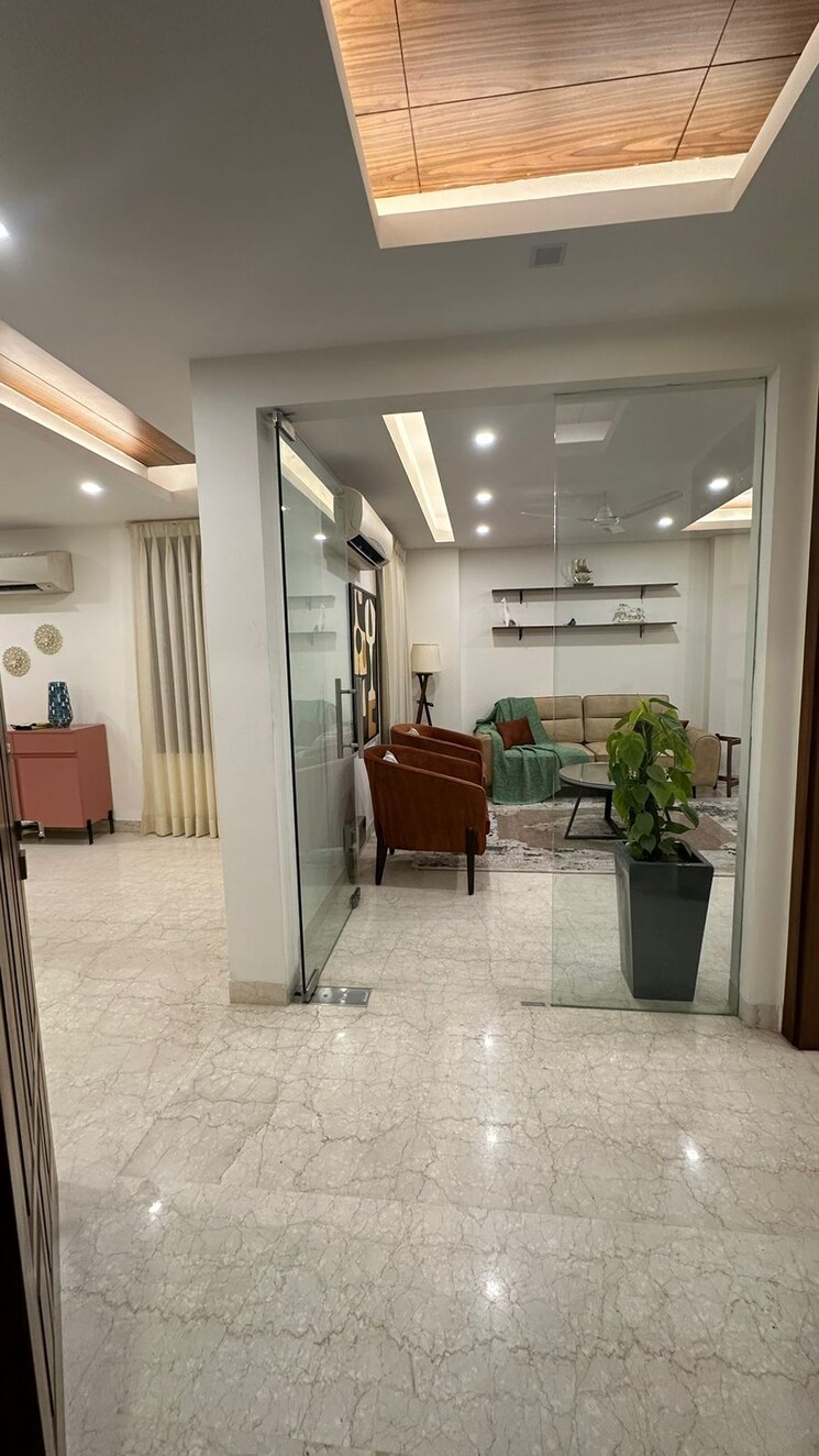 Living Room, boutique-residential-apartments-c-253 3 Bedroom 3000 Sq.Ft. Apartment In Defence Colony Delhi 8816617