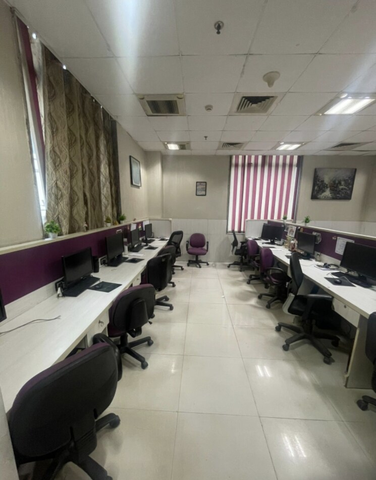 Team Area, sector 60 Commercial Office Space 3000 Sq.Ft. In Sector 60 Noida 8816633