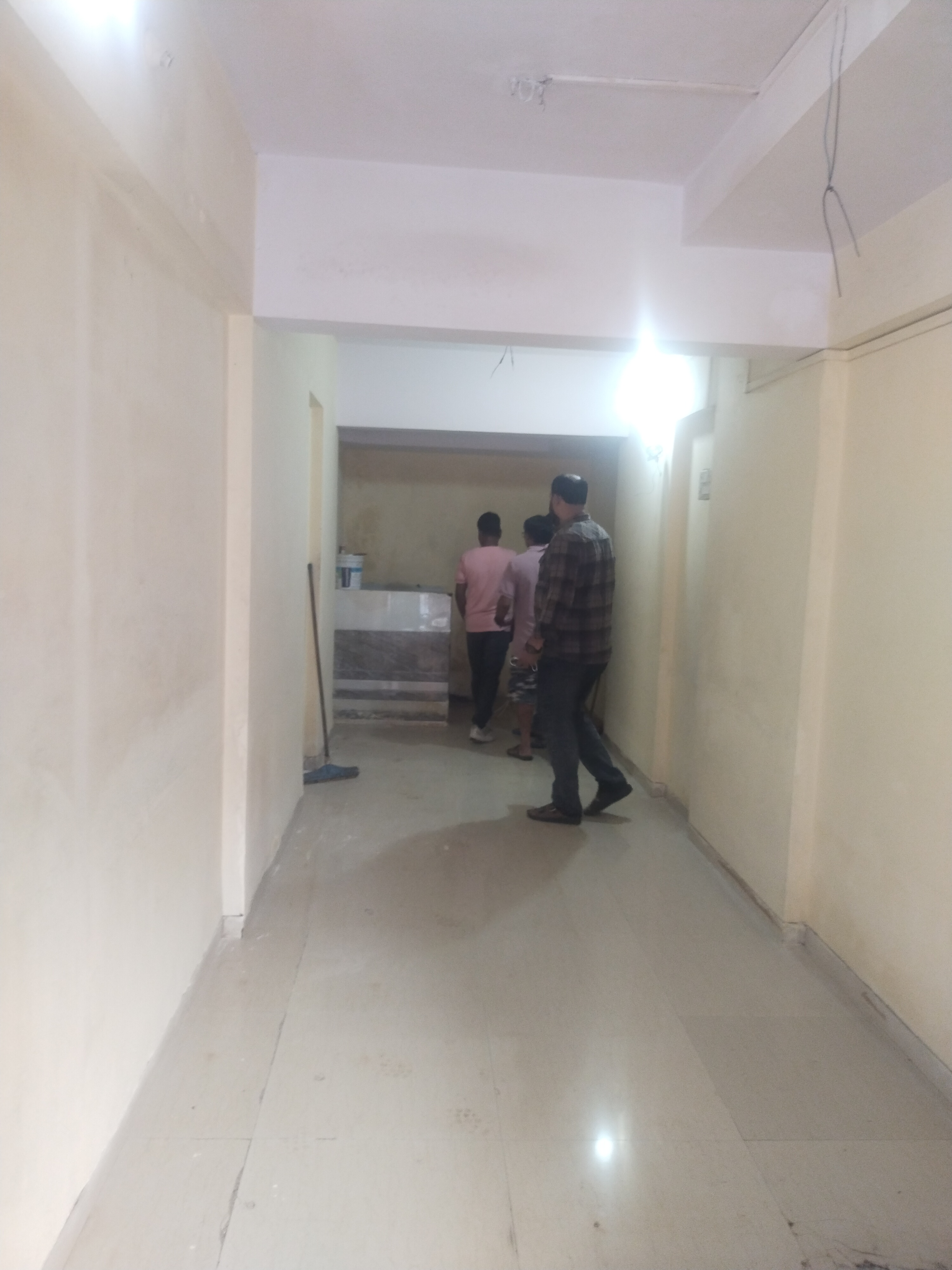 Retail Shop For Rent in Gulraj Heights