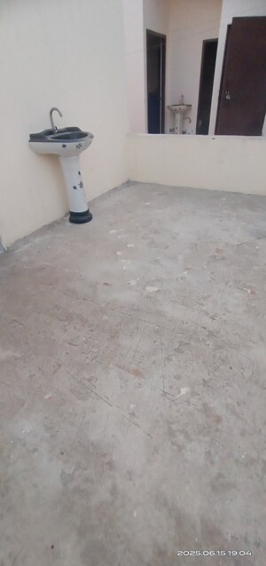 Room in 3 BHK Independent House at Rakshapuram – for Sale