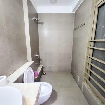 Bathroom in 3 BHK Apartment at Juhu – for Sale
