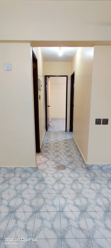 Room in 2 BHK Apartment at Shrachi Greenwood Sonata, Rajarhat New Town – for Sale