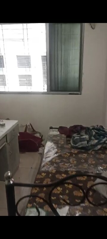Master Bedroom in 1 RK Apartment at Arihant Tower Vakola, Santacruz East – for Rent