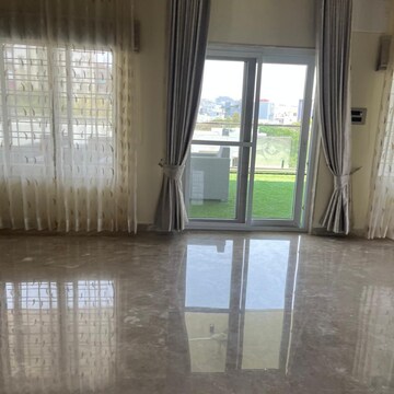 Room in  Office Space at Manikonda – for Rent