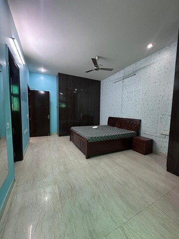 Bedroom in 2 BHK Builder Floor at SS Southend Floors, South City 2 – for Rent
