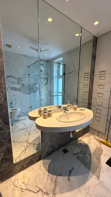 Attached Bathroom in 3 BHK Apartment at Defence Colony – for Rent