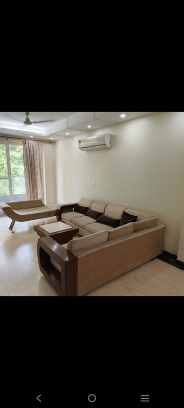 Living Room in 4 BHK Builder Floor at Uppal Southend, Sector 49 – for Rent