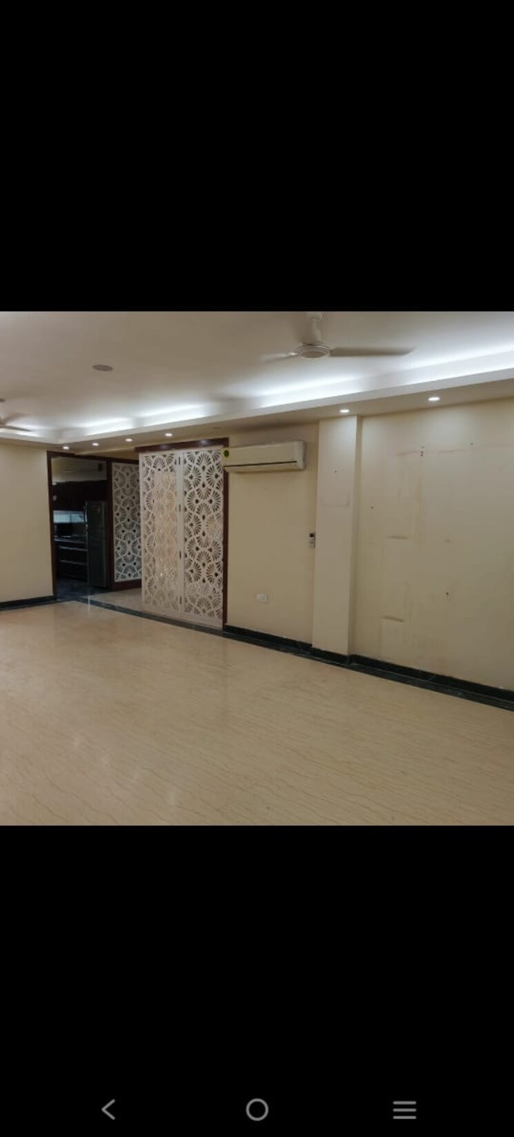 Room, uppal-southend 4 Bedroom 3300 Sq.Ft. Builder Floor In Sector 49 Gurgaon 8816726