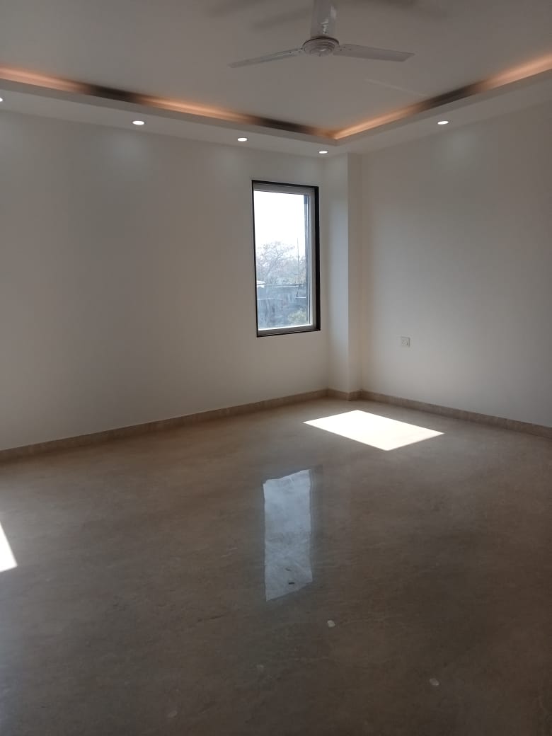 4 BHK + Pooja Room,Servant Room,Study Room,Extra Room Apartment For Sale in A Block Nehru Enclave 