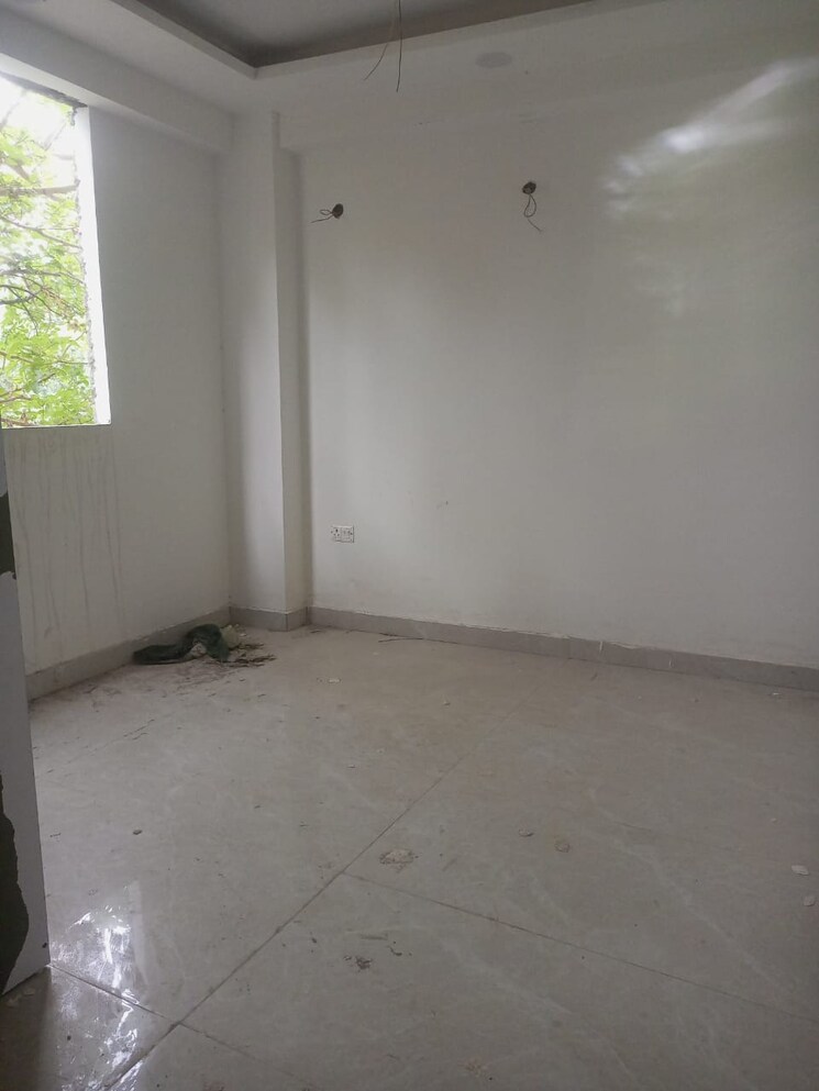 Room, palm-height 2.5 Bedroom 1200 Sq.Ft. Apartment In Bisrakh Jalalpur Greater Noida 8816746