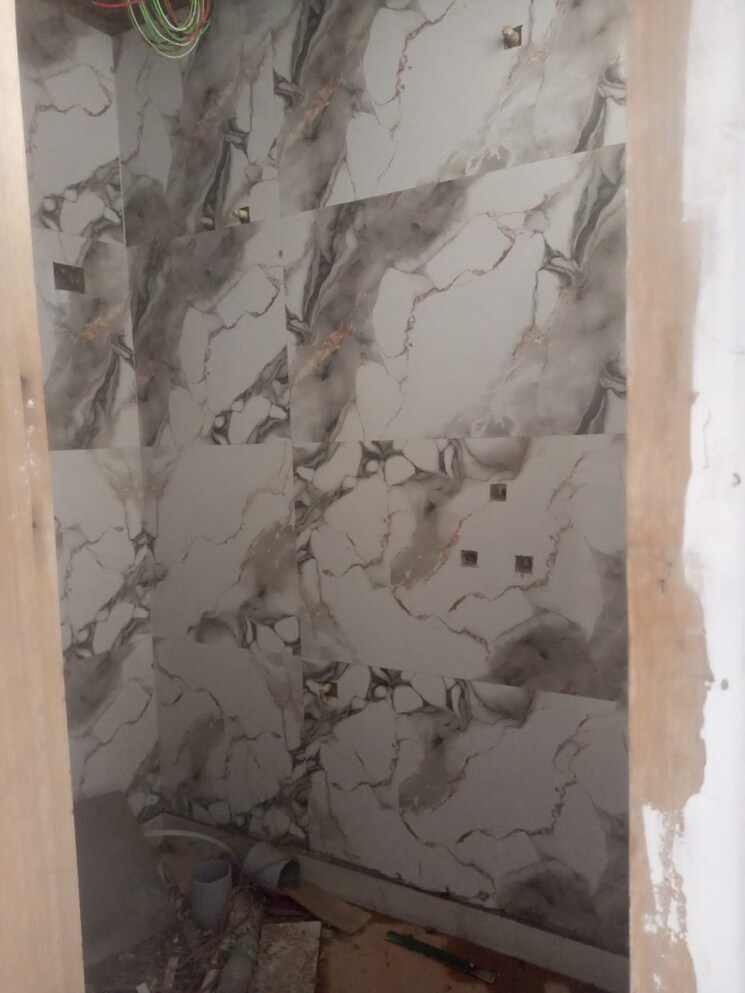 Bathroom, palm-height 2.5 Bedroom 1200 Sq.Ft. Apartment In Bisrakh Jalalpur Greater Noida 8816746