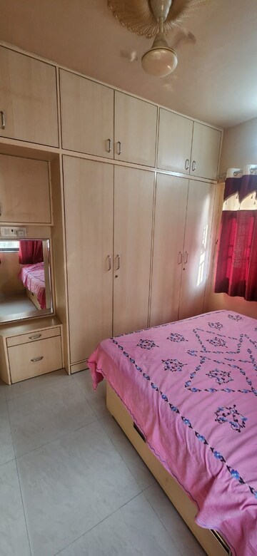 Bedroom in 1 BHK Apartment at Raheja Vistas Phase 3, Mohammadwadi – for Rent