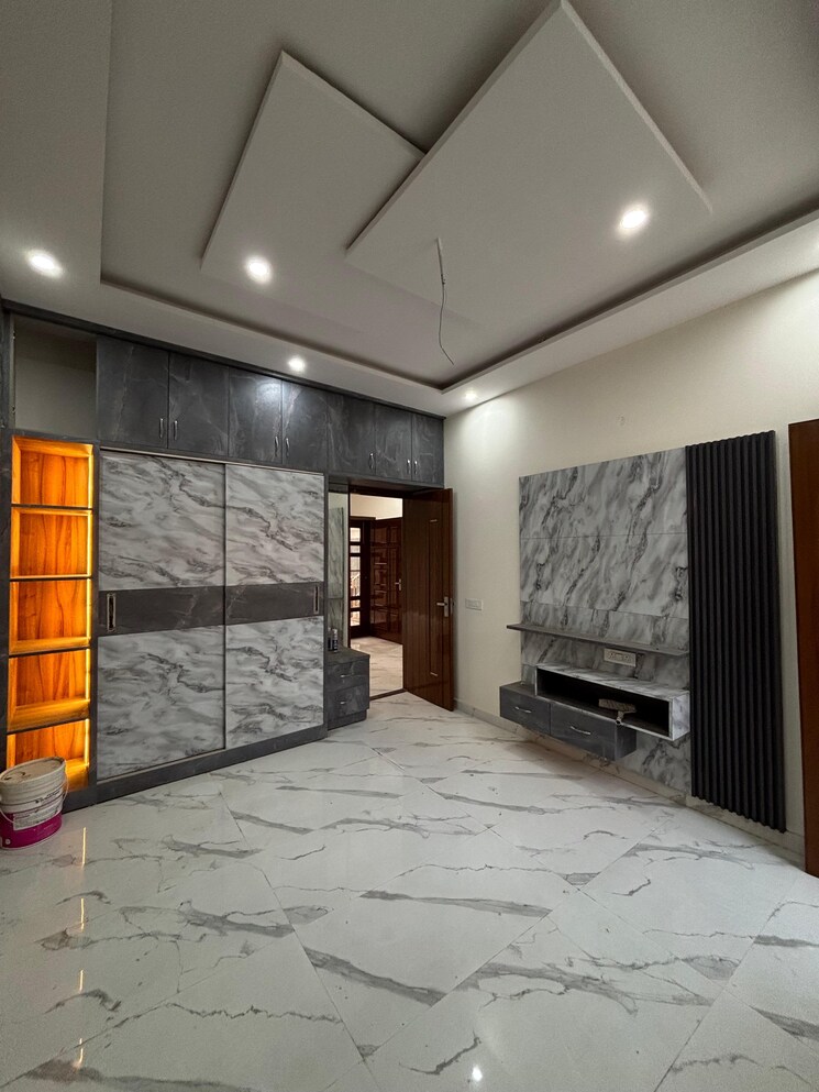 Room, greater mohali 4 Bedroom 145 Sq.Yd. Independent House In Greater Mohali Mohali 8816788