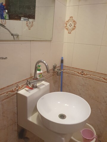 Bathroom in 4 BHK Villa at Vibhuti Khand – for Rent