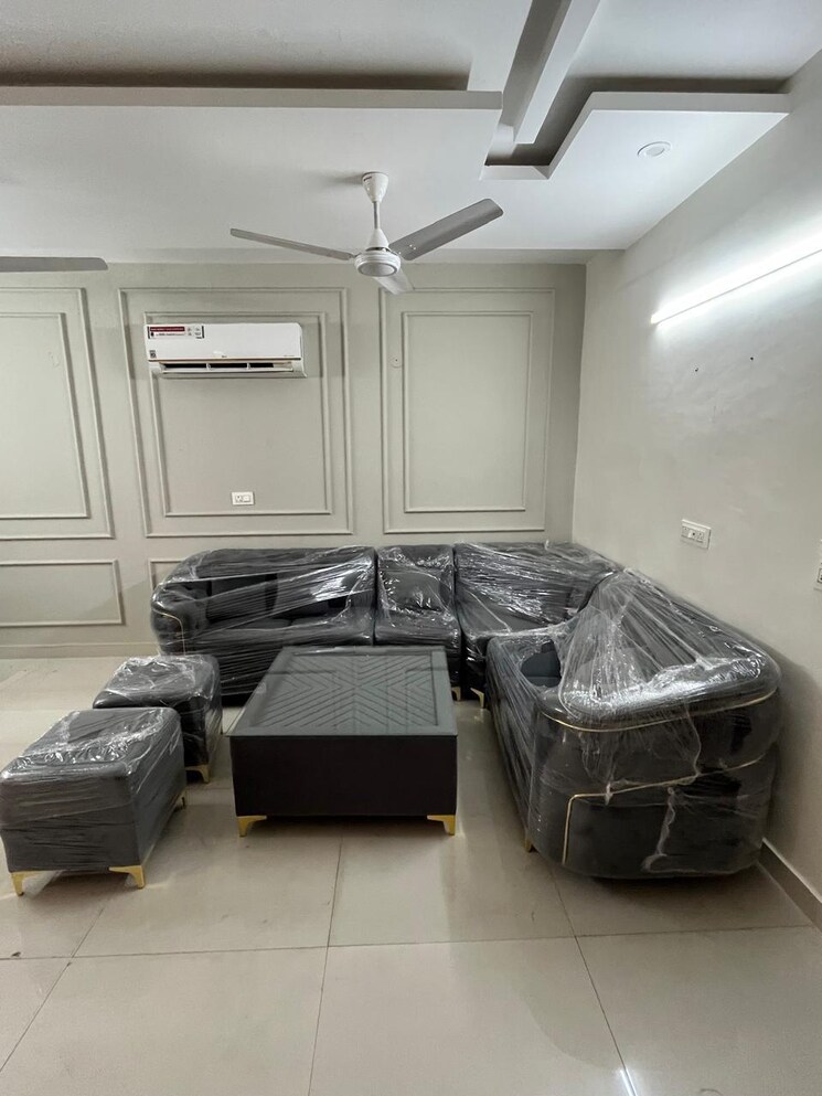 Living Room, greater mohali 3 Bedroom 138 Sq.Yd. Builder Floor In Greater Mohali Mohali 8816799