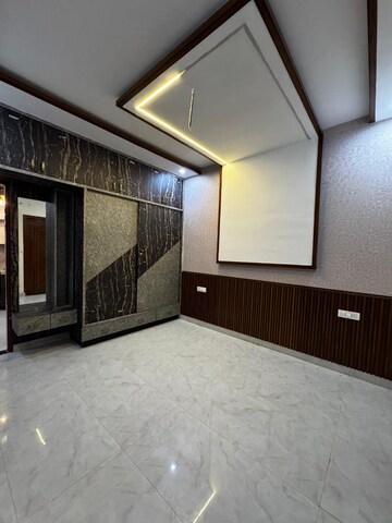 Room in 4 BHK Independent House at Aerocity – for Sale