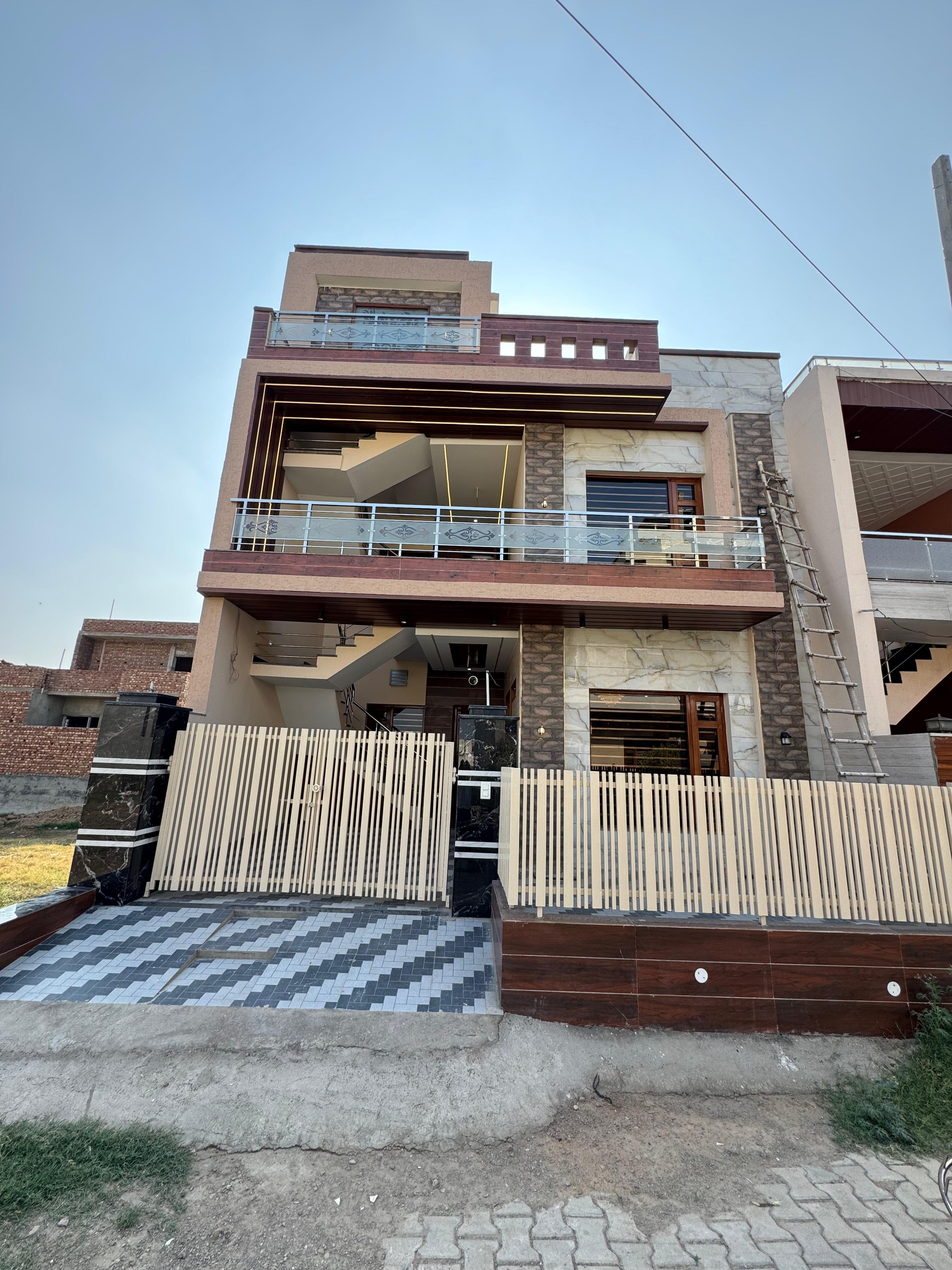 4 BHK + Pooja Room,Servant Room,Study Room,Extra Room Independent House For Sale in Mohali 