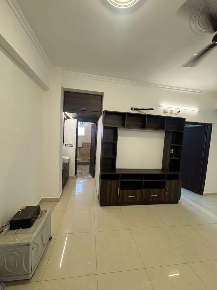 Kitchen, gomti nagar 2 Bedroom 1250 Sq.Ft. Apartment In Gomti Nagar Lucknow 8816825