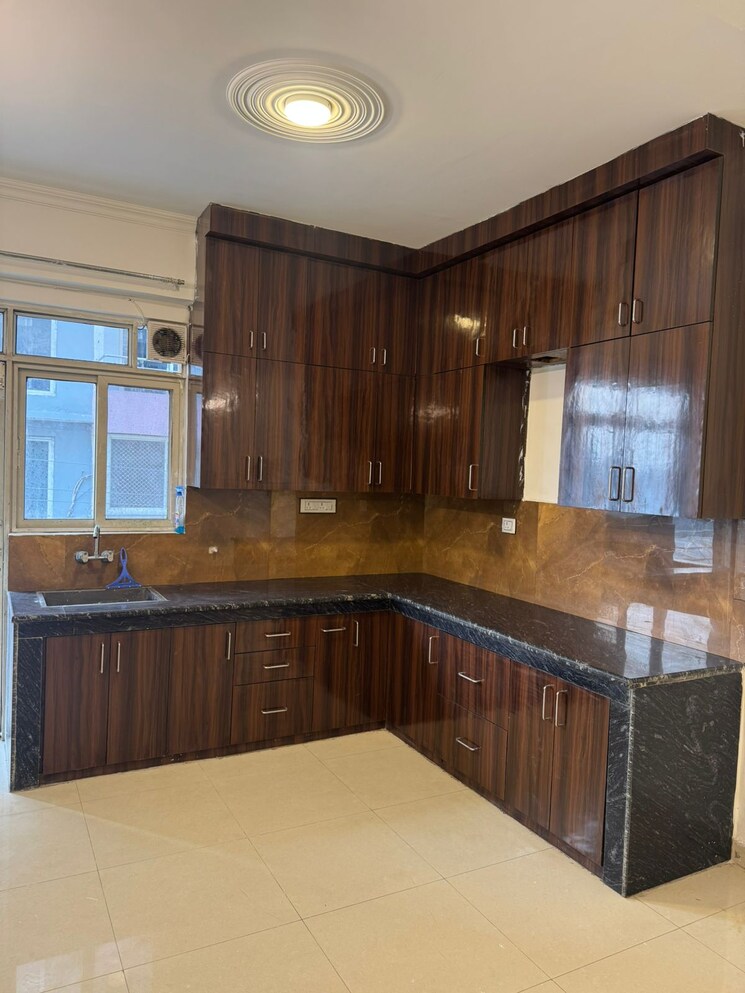 Kitchen, gomti nagar 2 Bedroom 1250 Sq.Ft. Apartment In Gomti Nagar Lucknow 8816825