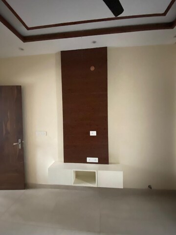 Room in 2 BHK Independent House at Sunny Enclave – for Rent