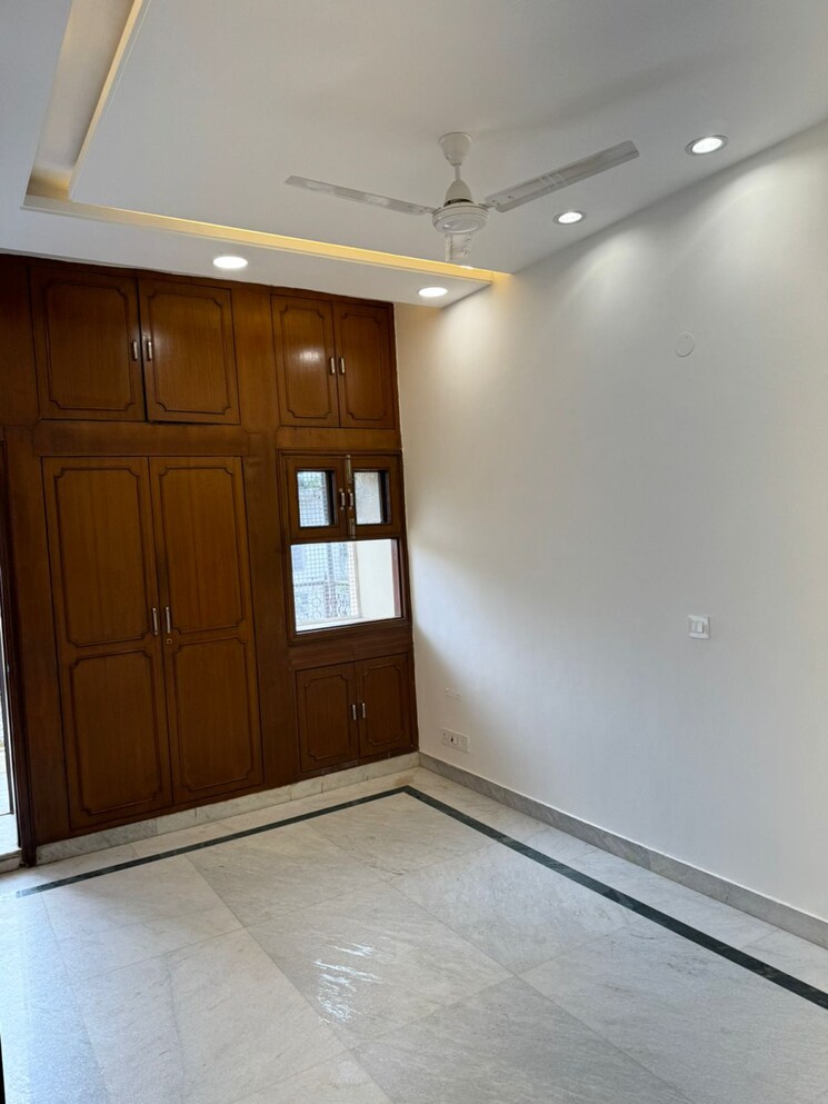 Room, alaknanda 3 Bedroom 2000 Sq.Ft. Builder Floor In Alaknanda Delhi 8816862
