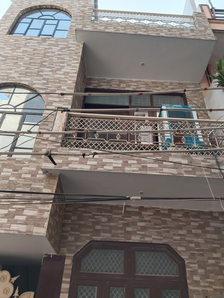 Exterior View, laxman vihar phase 2 2 Bedroom 50 Sq.Yd. Independent House In Laxman Vihar Phase 2 Gurgaon 8816864