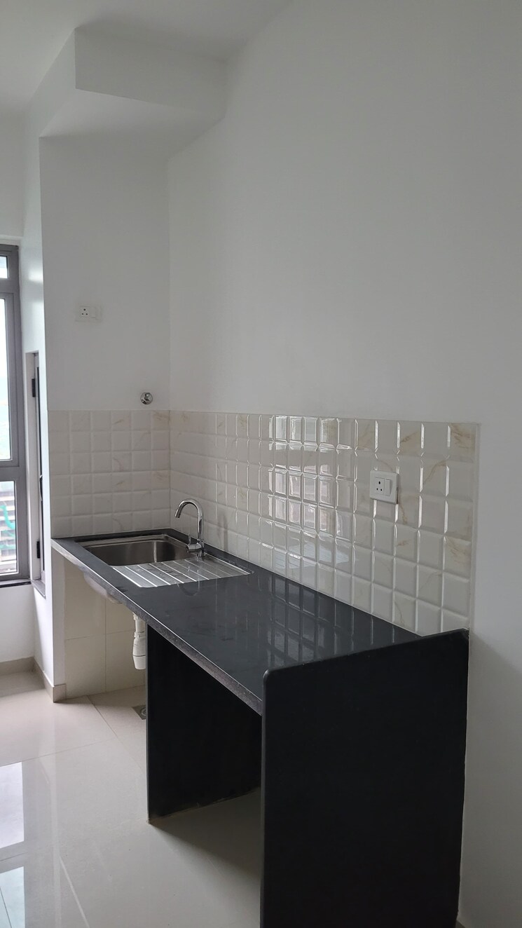 Kitchen, kalpataru-immensa 2 Bedroom 599 Sq.Ft. Apartment In Kolshet Road Thane 8816870