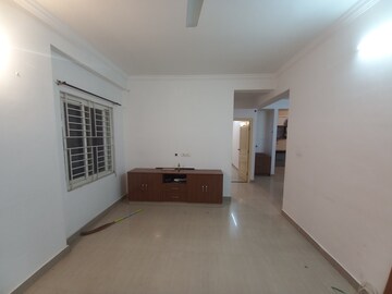 Room in 2 BHK Apartment at Aishwarya Residency Kothaguda, Kothaguda – for Rent