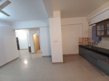 Room in 2 BHK Apartment at Aishwarya Residency Kothaguda, Kothaguda – for Rent