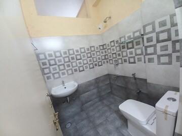Bathroom in 2 BHK Apartment at Kondapur – for Rent