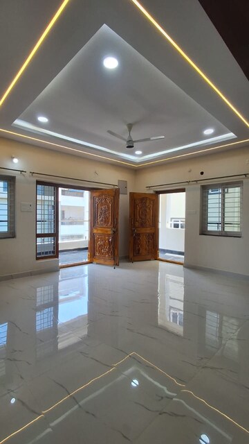 Living Room in 3 BHK Apartment at Kondapur – for Rent