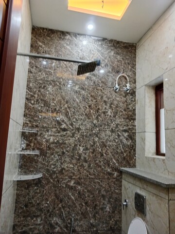 Furnished Amenities in 2.5 BHK Builder Floor at Huda – for Rent