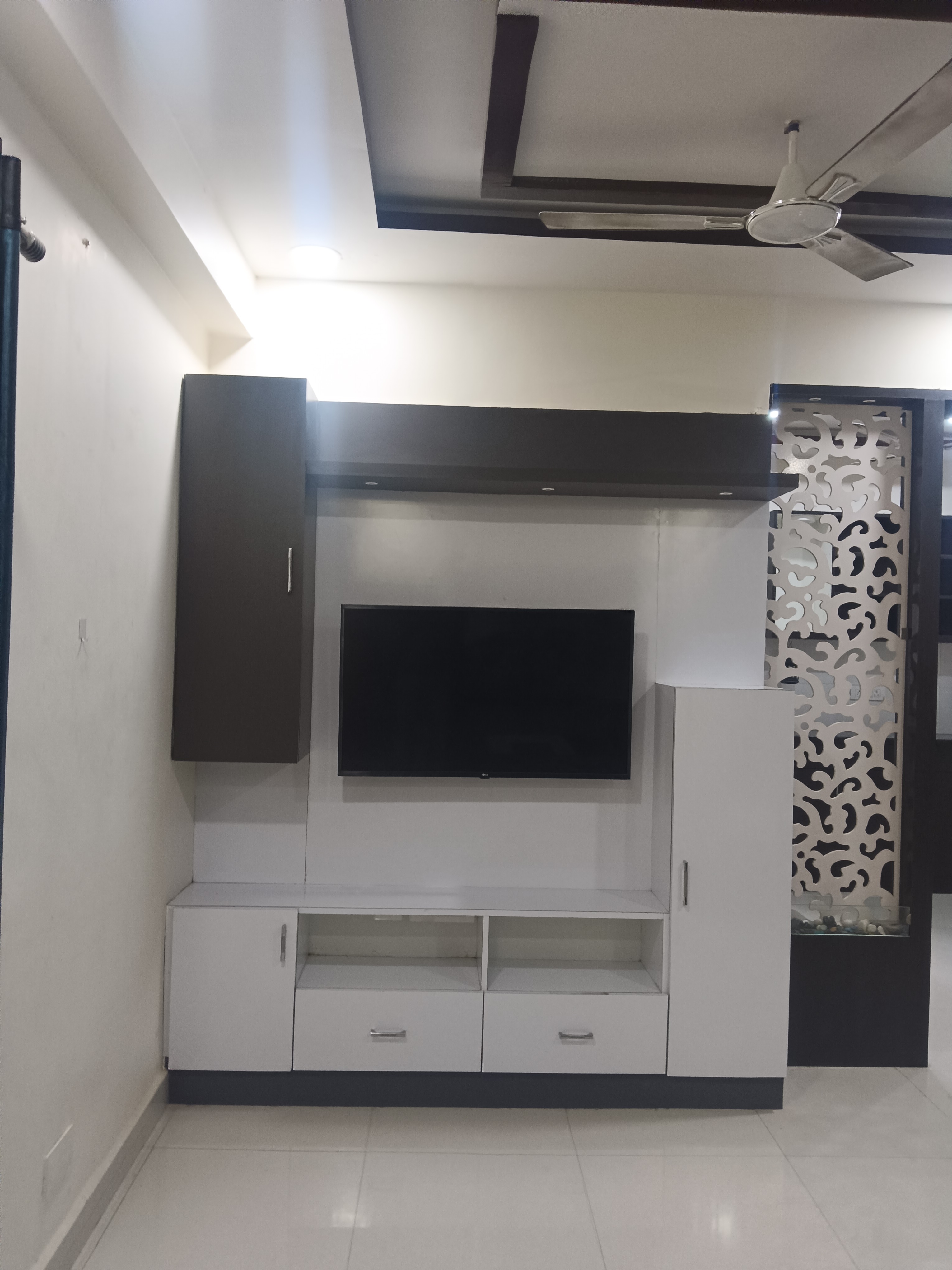2 BHK + Pooja Room Apartment For Rent in Jvt Residency 