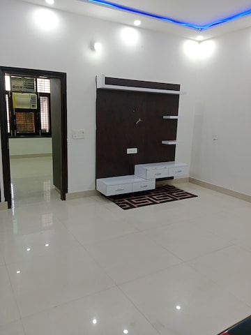 2 BHK Builder Floor For Rent in Huda