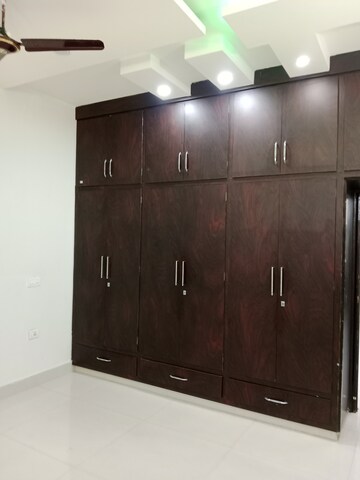 Room in 2 BHK Builder Floor at Huda – for Rent