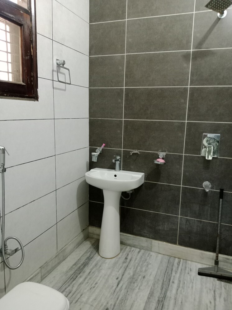 Bathroom, huda 2 Bedroom 1269 Sq.Ft. Builder Floor In Huda Panipat 8816913