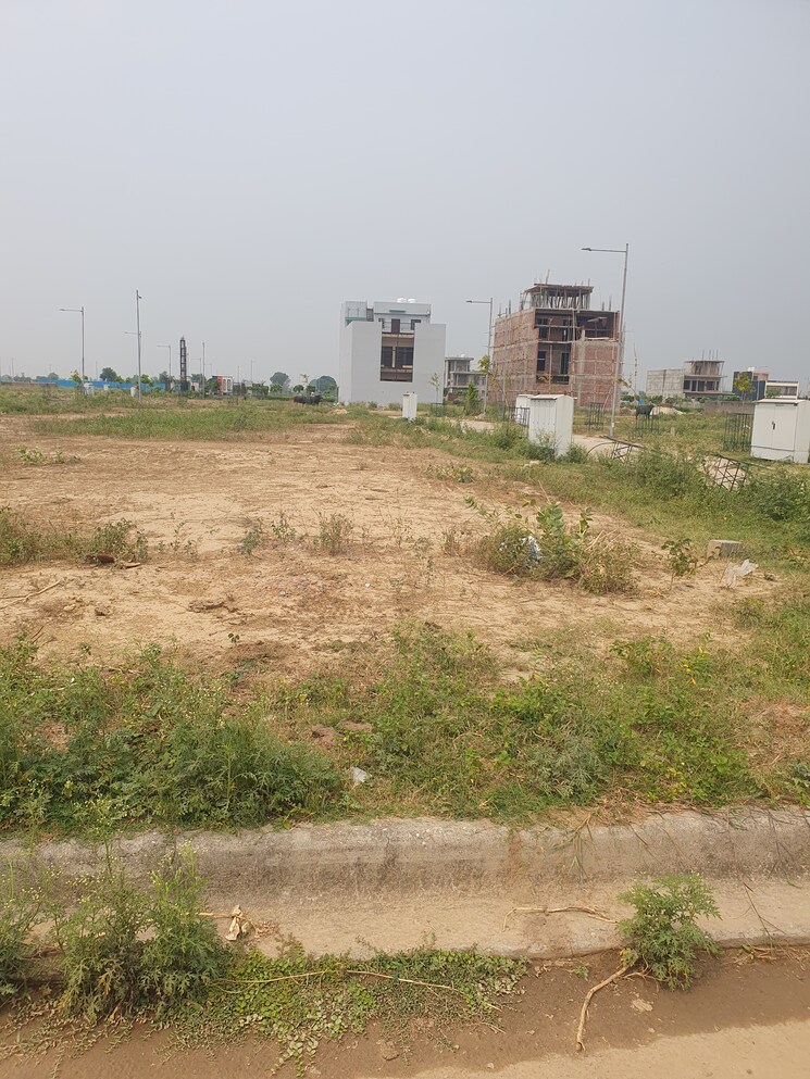 Exterior View, wave-city  400 Sq.Yd. Plot In Wave City Ghaziabad 8816923