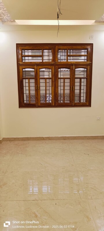 Room in 3.5 BHK Independent House at Arsha Madhav Greens, Gomti Nagar – for Sale